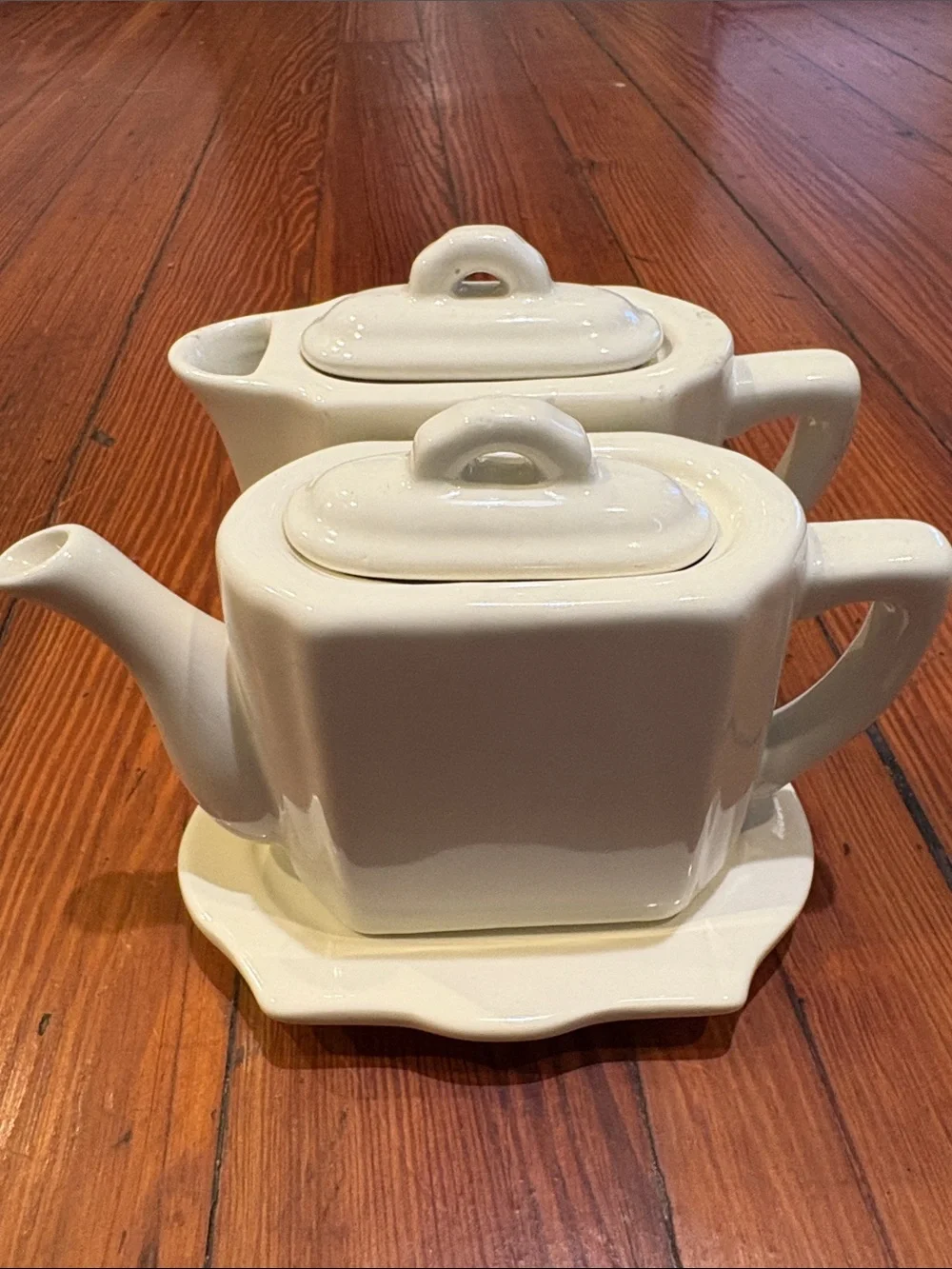 Restoration Hardware 2 Piece French Inspired Ceramic Creamer And Tea Pot